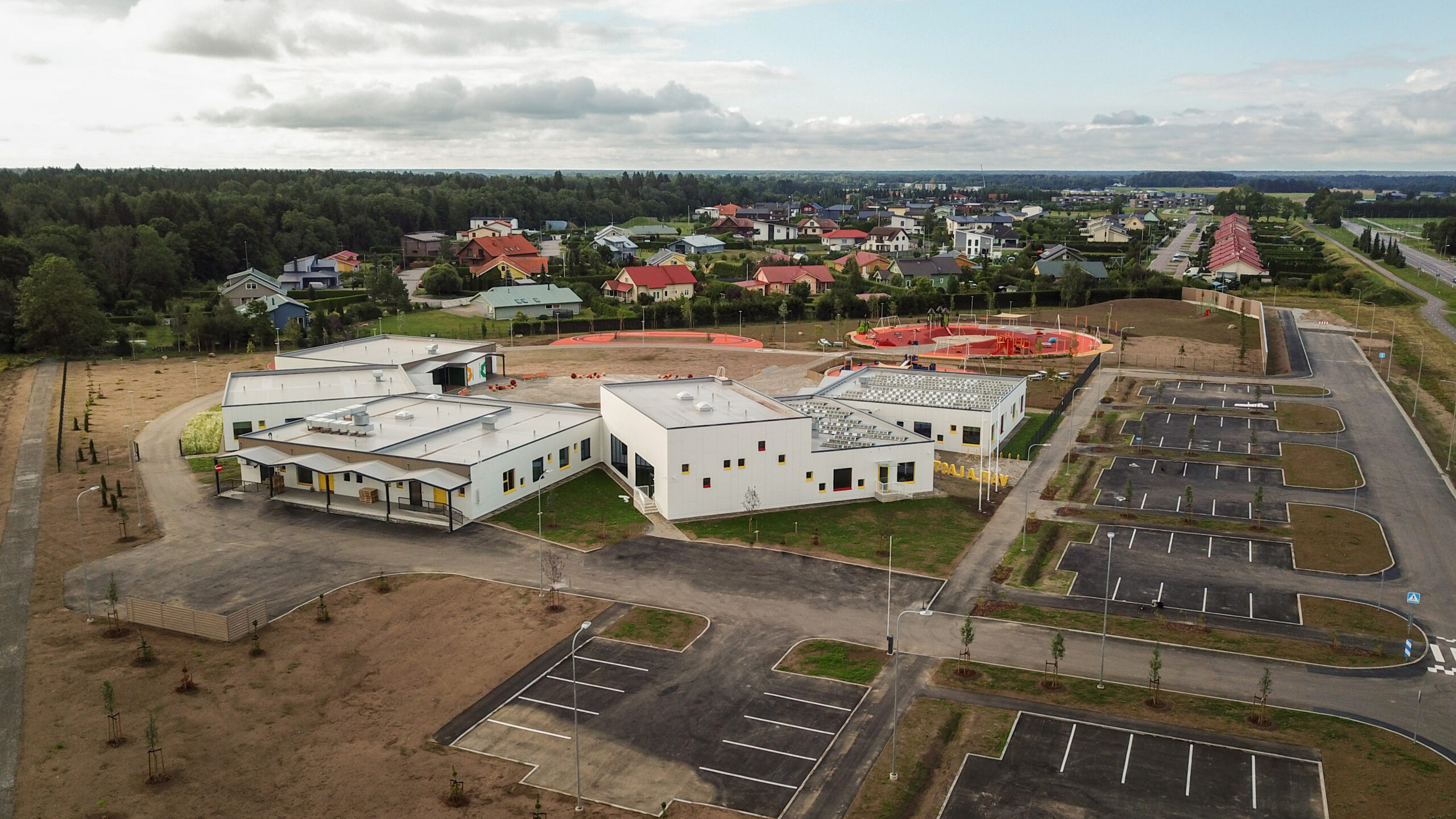 Aasta Tehasemaja 2024 konkurss - üldvõitja - Timbeco Woodhouse OÜ toodetud moodullasteaia hoone Kiili vallas. Foto: Timbeco