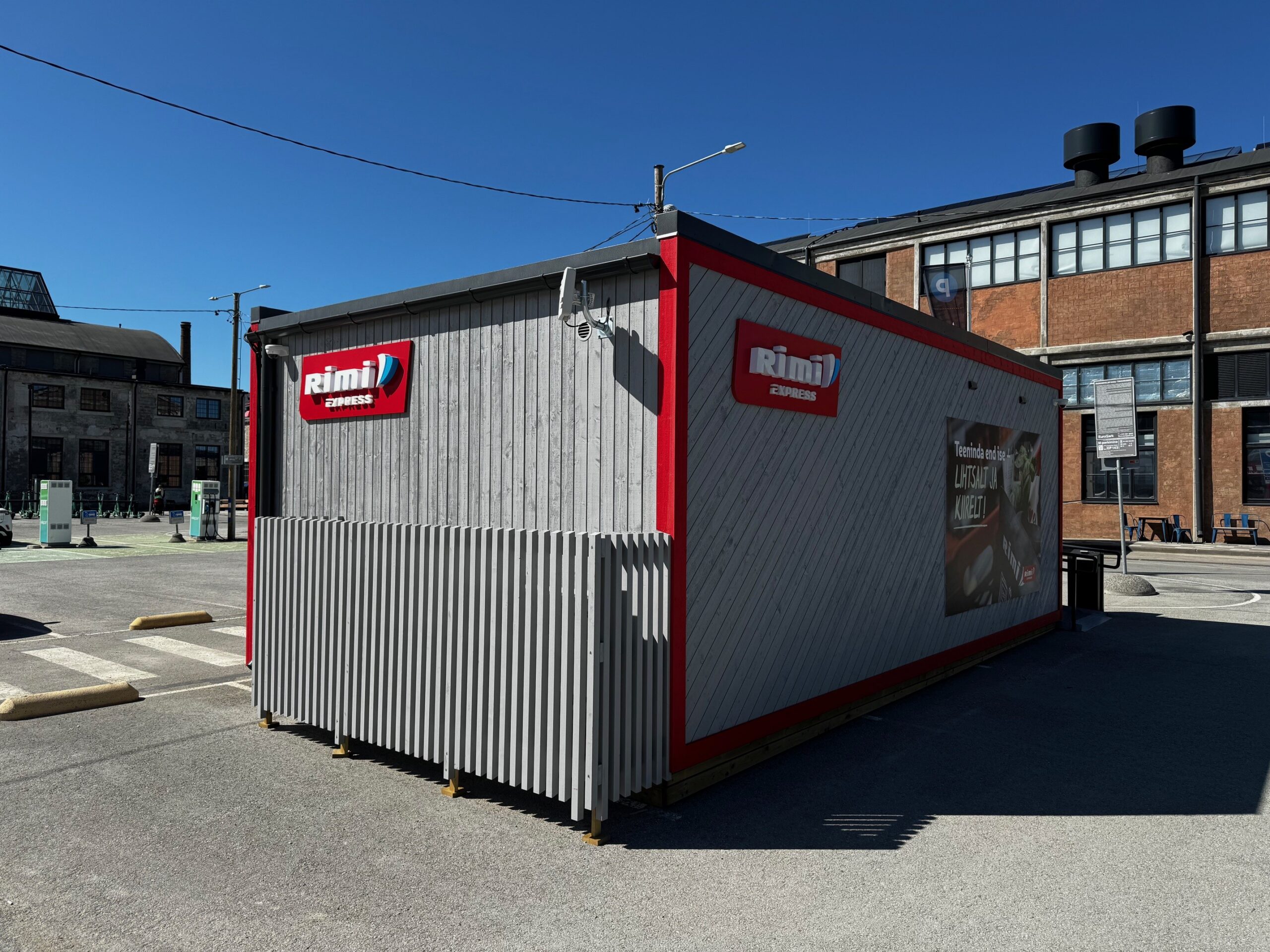 Aasta Tehasemaja 2025 konkursi "Parim väikeehitis" Greentec Houses OÜ ärihoone Tallinnas. Arhitekt: Indrek Niitla. Foto: Greentec Houses