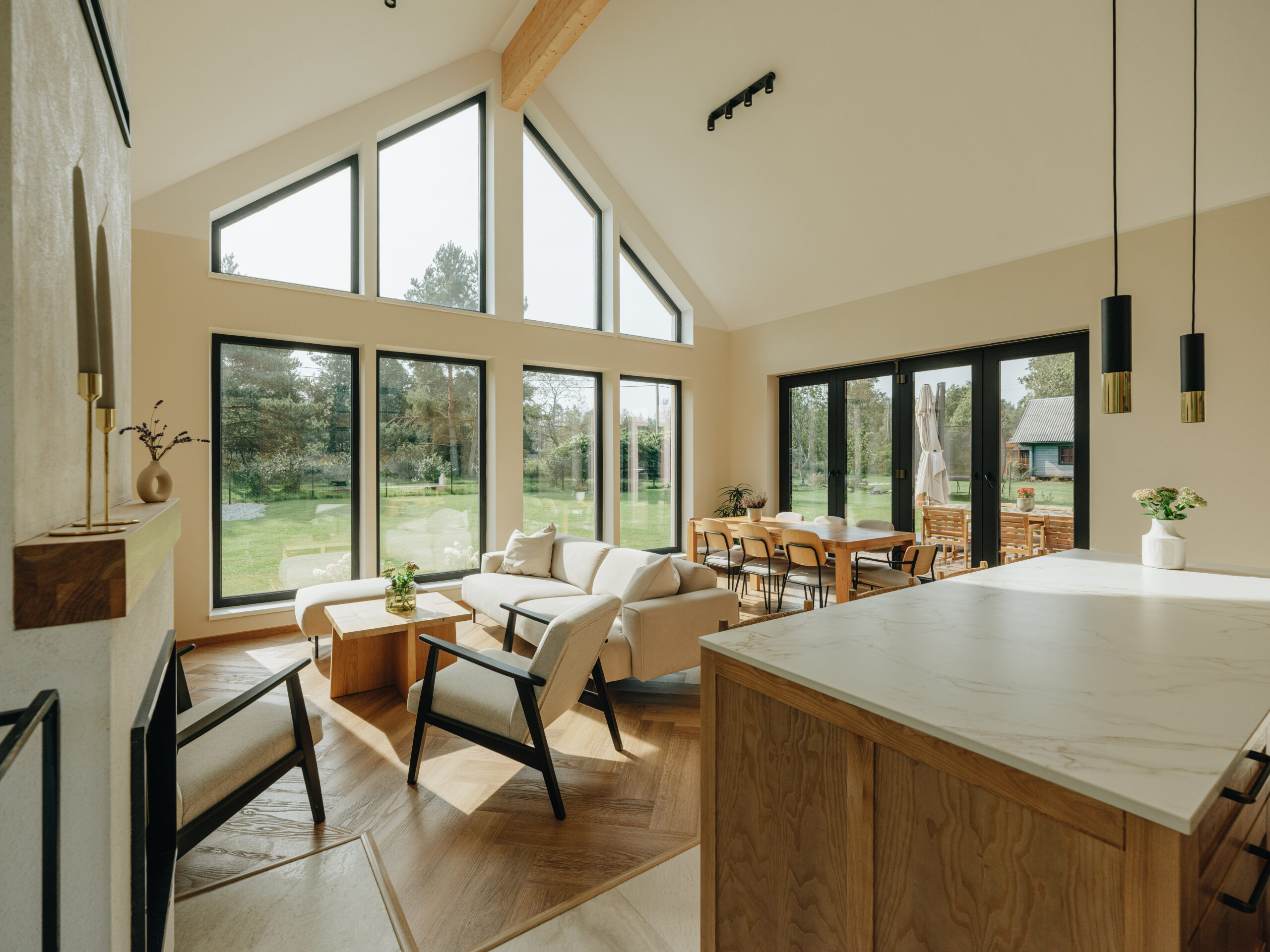 Aasta Tehasemaja 2025 - ITW Constructions’i Paslode eripreemia Soome Maja OÜ elementmaja Salmistus. Arhitekt: Kai Kuusik. Foto: Tõnu Tunnel