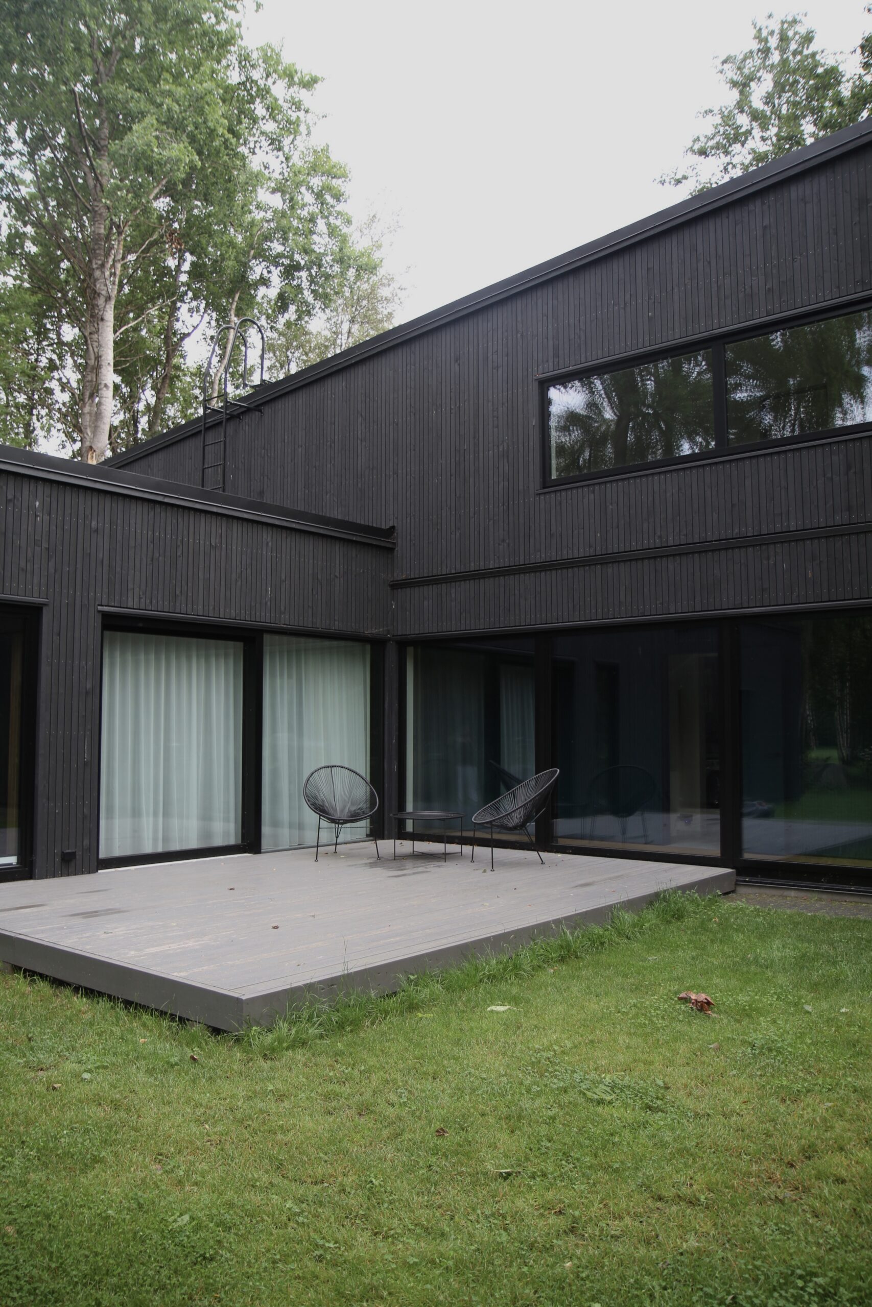 Elementmaja Jõelähtmes- Matek AS. Arhitekt: Andres Põime Foto: Matek AS, Lasita Aken AS